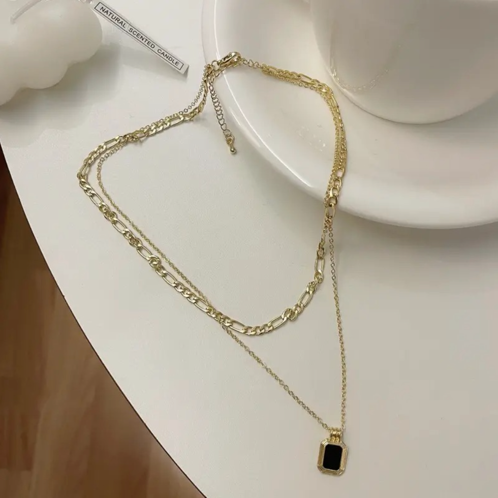 Alloy Dual Layer Black Square Pendant Necklace