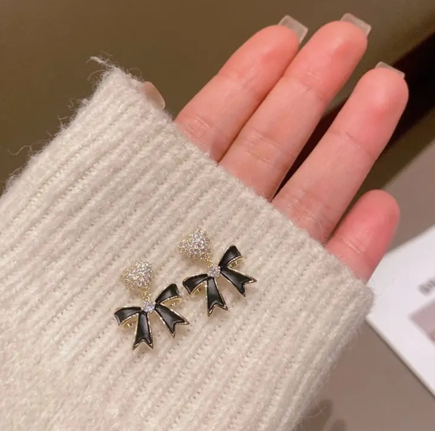 Heat & Bow Studs